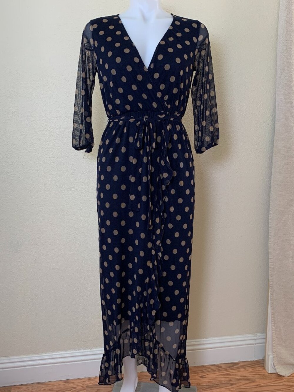 Kate and lily polkadot mesh maxi dress size 4